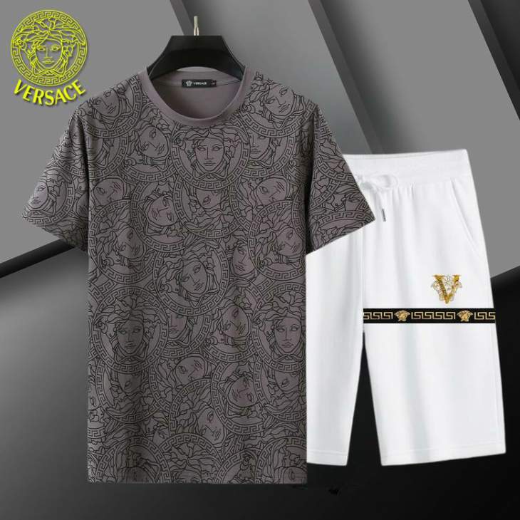 Picture of Versace Shirt Pant Suits _SKUVersaceM-3XL12yn33724797